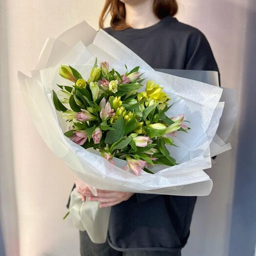 Ramo de 11 alstroemeria brillante