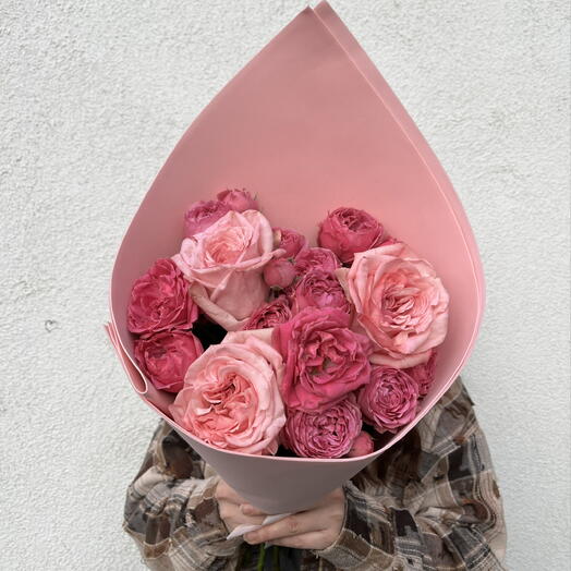 Букет с кустовой розой Мисти бабл и ароматной розой Пинк Охара