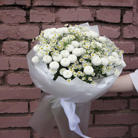 Букет «Белая Русь» с ромашками