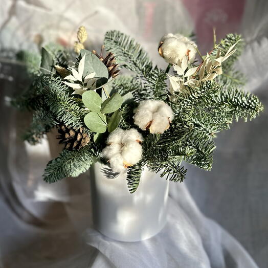 Зимняя сказка из натуральных цветов