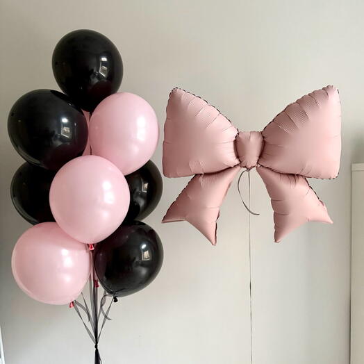 Бантик и шары