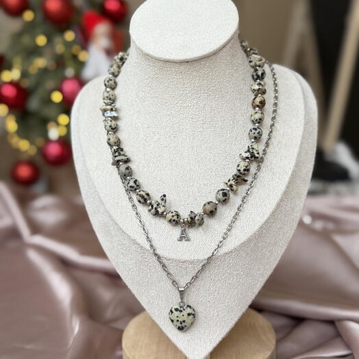 Чокер из долматиновой яшмы