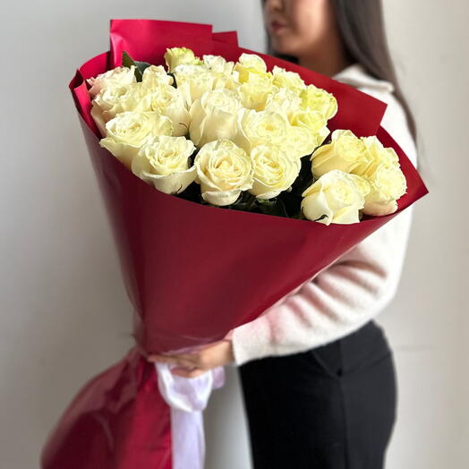 Букет "25 белых метровых роз"