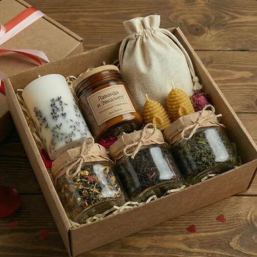 Подарочный набор для женщины на 14 февраля