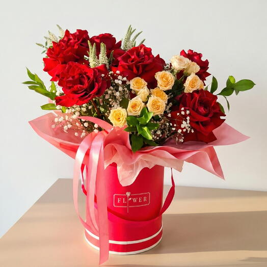 Цветы в коробке