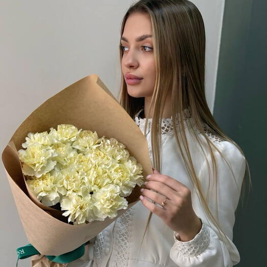 Охапка (банч) лимонных диантусов в крафте