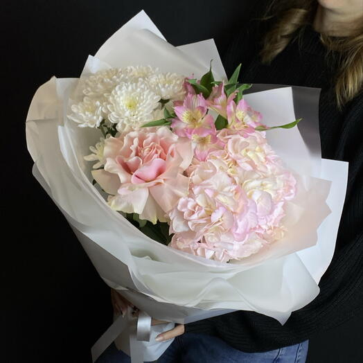 Букет в нежных оттенках с гортензией🌸