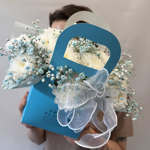 Цветы в сумке💙Хризантема кустовая