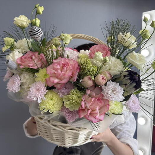 Красивая корзина в нежных тонах с французской розой 🌸😍😍
