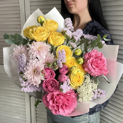 Дофаминовый букет с пионовидными розами 💛🩷💜