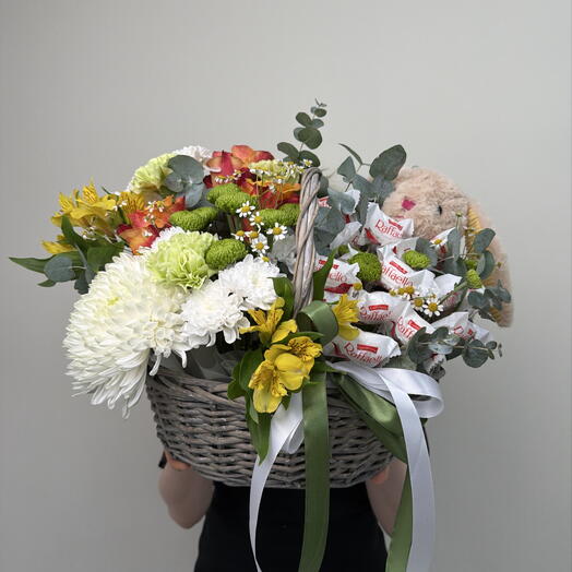 Летняя корзина с зайчиком
