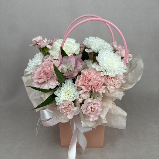 Нежный букет в сумочке🌸💕