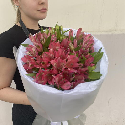 Ягодная альстромерия 🌺 Авторский моно букет)