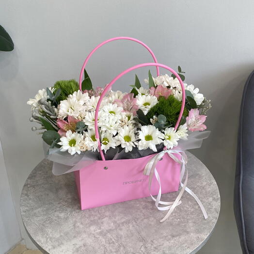Сборная композиция с брунией и киви 🌸