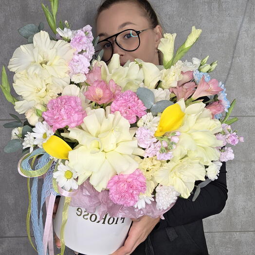 Дофаминовая композиция🌸 
Авторская композиция с французскими розами🩷🌸🩷