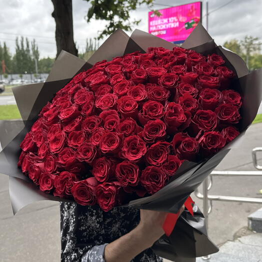 Крупная Роза
