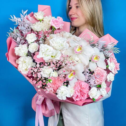 Букет Созвездие в розовом. Авторский букет 3021. Leoraflowers