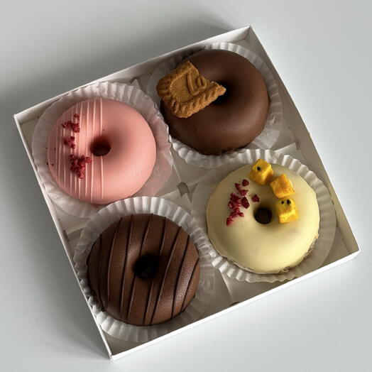 Пирожные Donut cake
