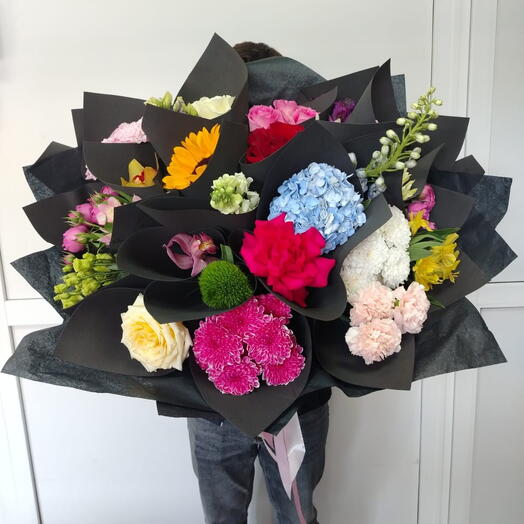 Сборный букет. (Каждый цветок в отдельной упаковке) 🌹🌹🌹