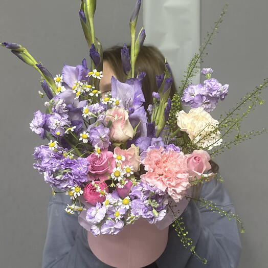 Лиловая композиция с гладиолусами 💜