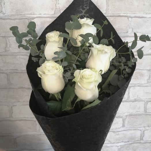 Ramo de 5 rosas blancas