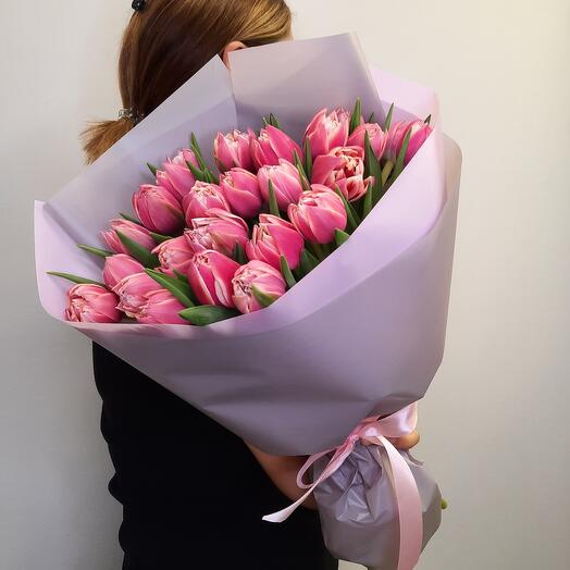 Peony-shaped tulips