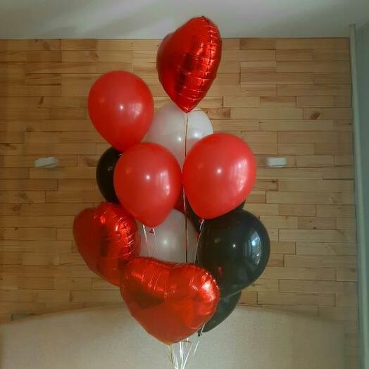 Букет сердца и классические шары для Любимых из 13 шаров