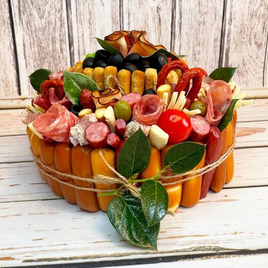 Торт из закусок