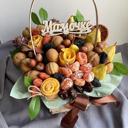 Корзина с сухофруктами и орехами для мамочки ️
