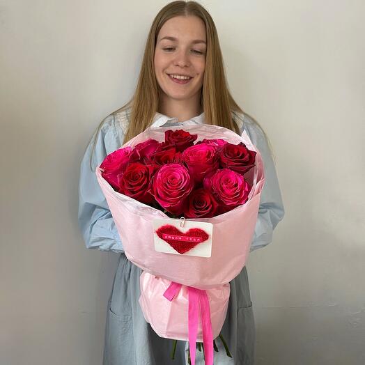 11 ярких роз♥️