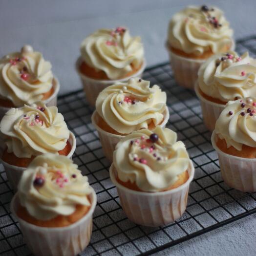 A set of cupcakes with cherries. 9pcs