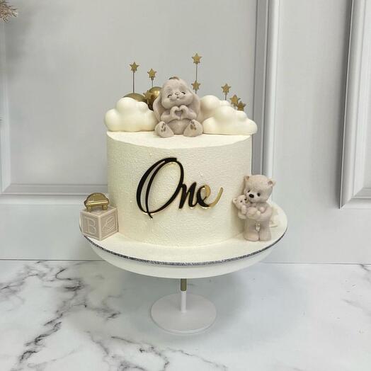 Cake for the year "one"