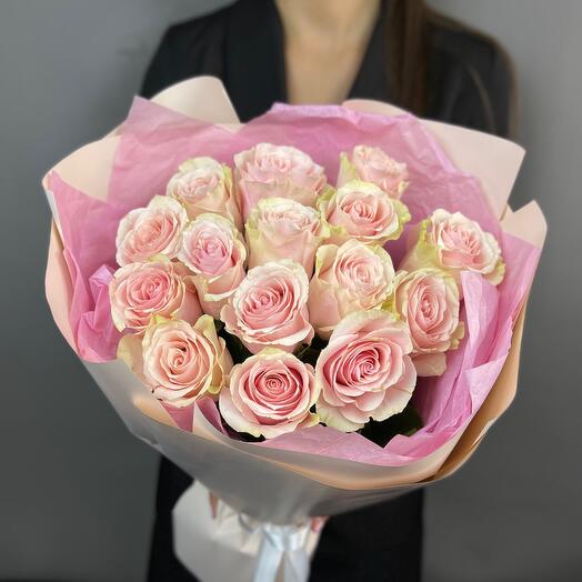 St bouquet 17 из 15 розовых роз Frutetto