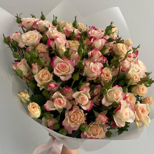 Микс из кустовых роз