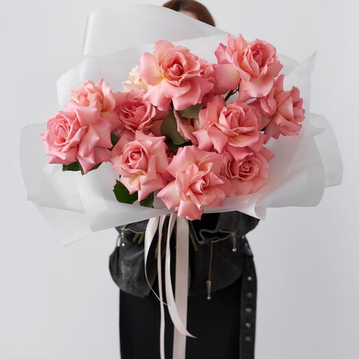 Mono bouquet of gorgeous Hermosa roses