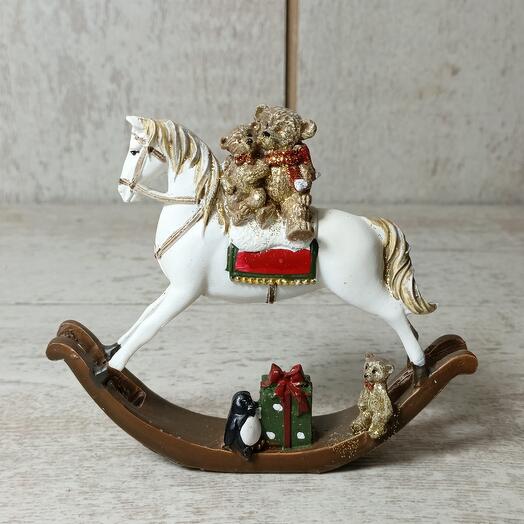 Статуэтка лошадка с мишками