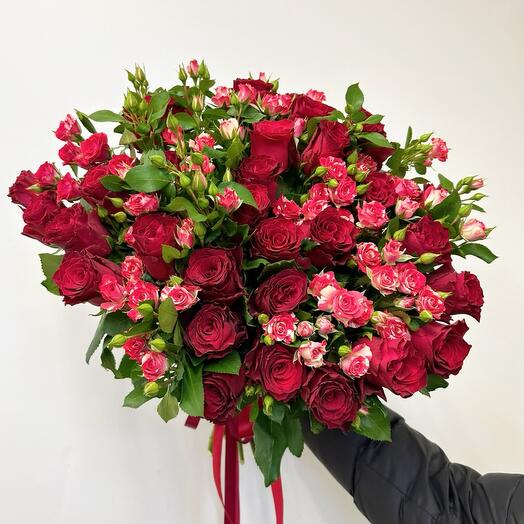 A large bouquet of roses "my love"