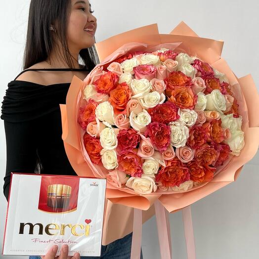 Комбо из 75 роз и мерси