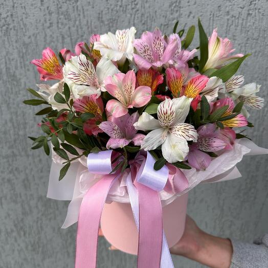 Цветочная композиция "Приятный момент"