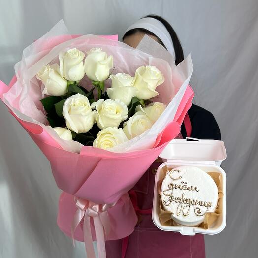 Белые розы + бенто торт ️