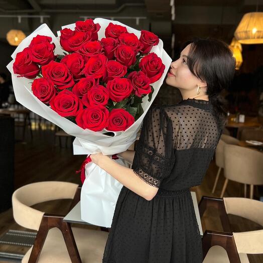 Букет из 25 метровых роз(90-100см)