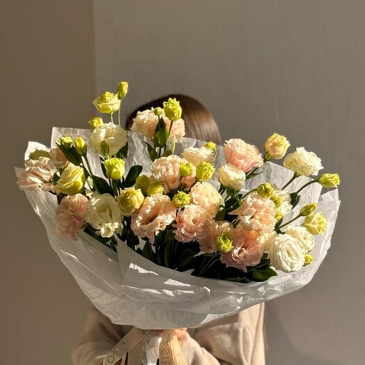 Букет из эустомы «Мягкое прикосновение»