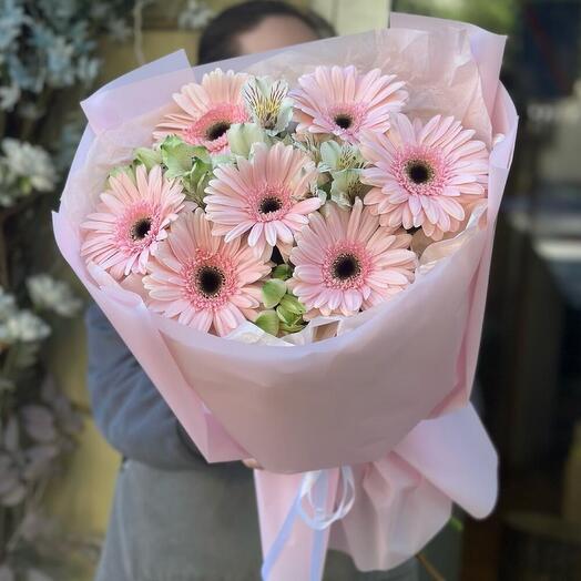 Gerbera və Alstroemeria ilə buket