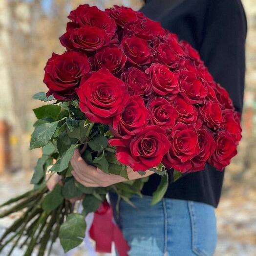 Роза Эквадор бордовая 35 шт (букет)