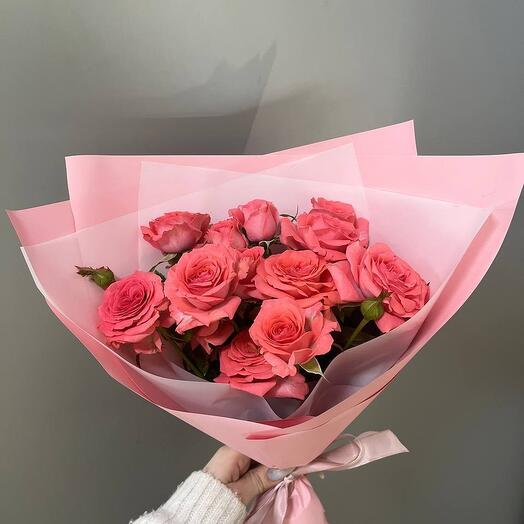 Bouquet of Koral bush roses