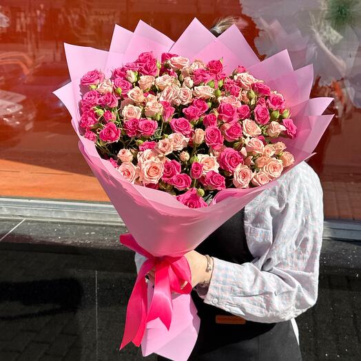 Букет из кустовых роз💖