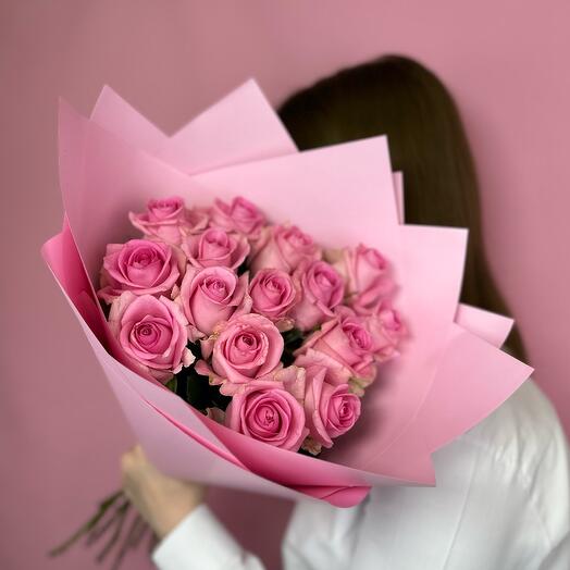 Bouquet of 15 pink roses