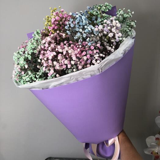 Букет из цветной гипсофилы