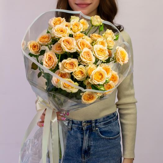 Букет из 7 Кремовых Кустовых Роз арт.294