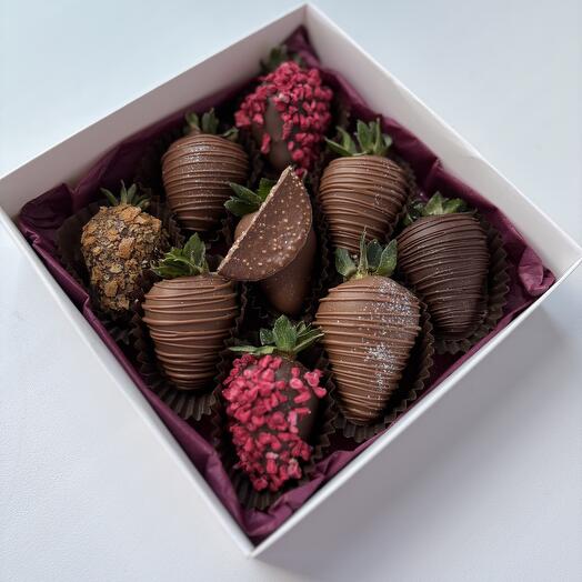 Клубника в шоколаде 2 шоколада🍫